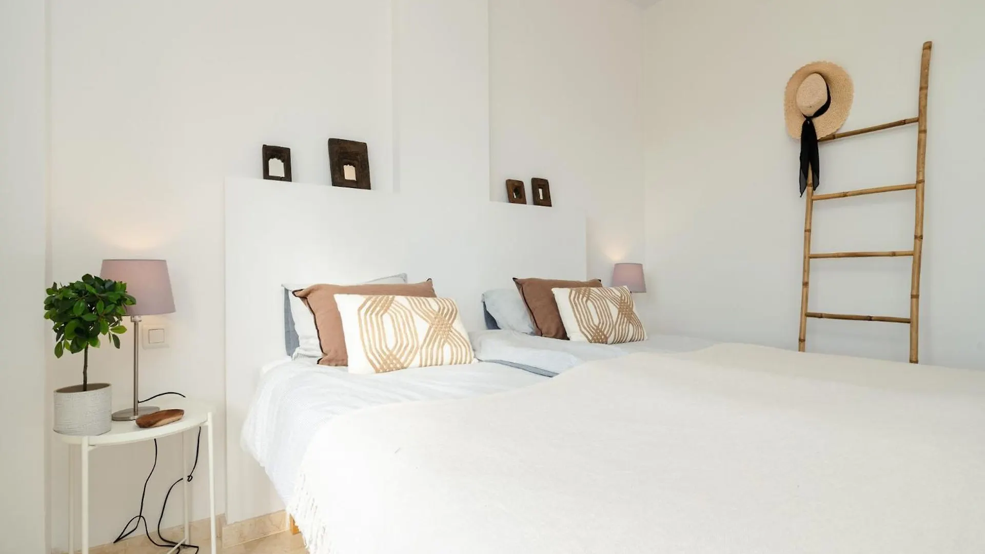 Lovely Apartment With Shared Pool Marbella