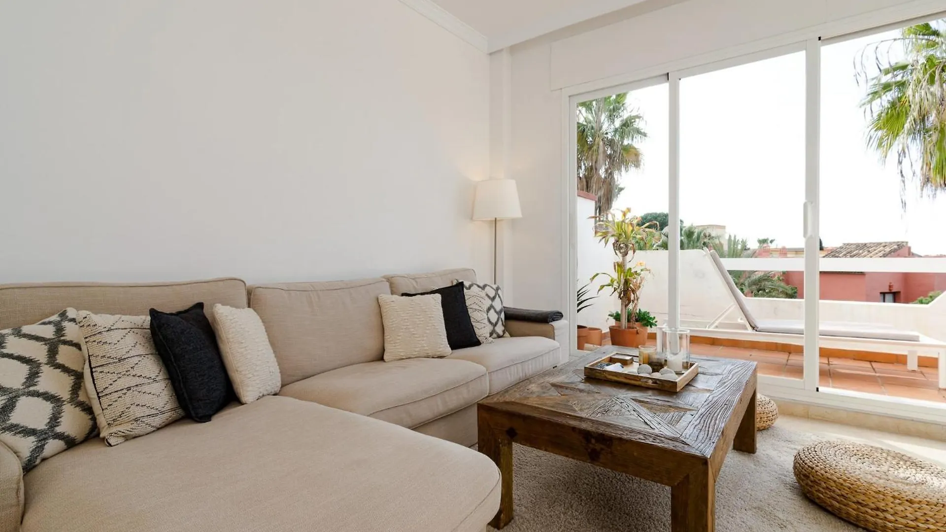 Lovely Apartment With Shared Pool Marbella