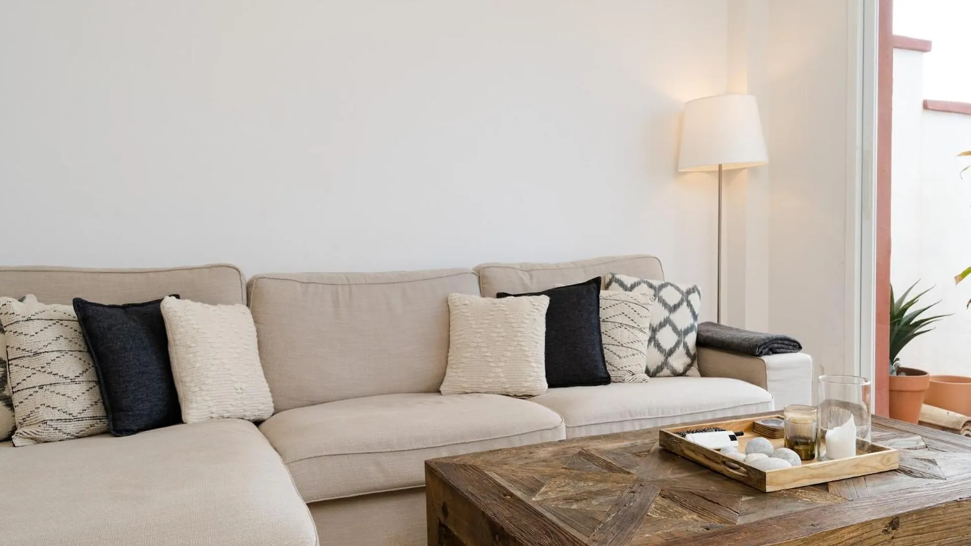 Lovely Apartment With Shared Pool 마르베야 스페인